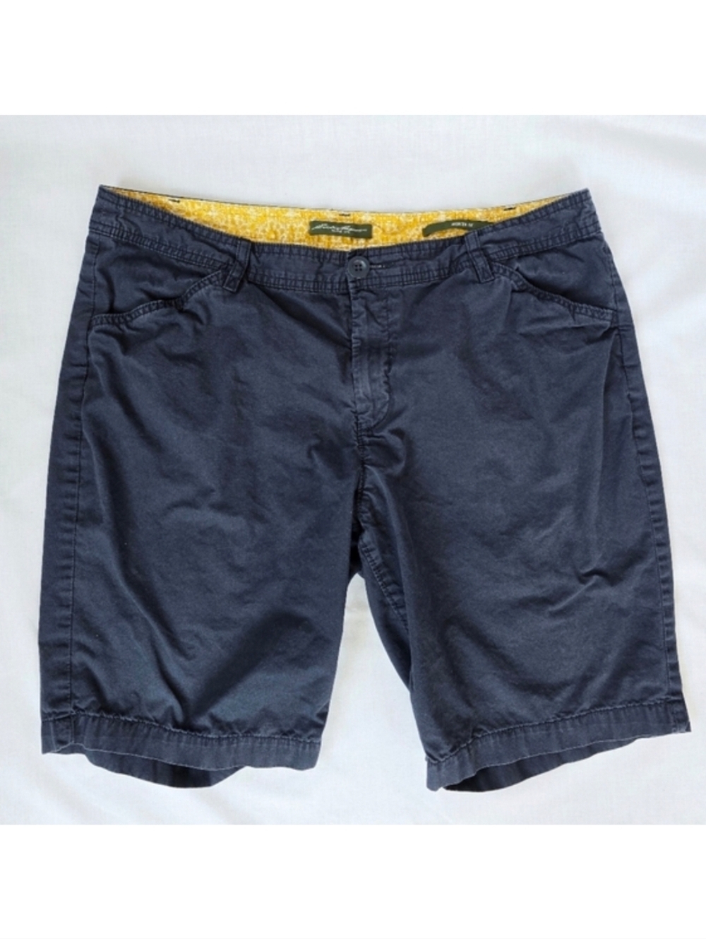 Eddie Bauer▪️Mercer Shorts 100% Cotton in Navy